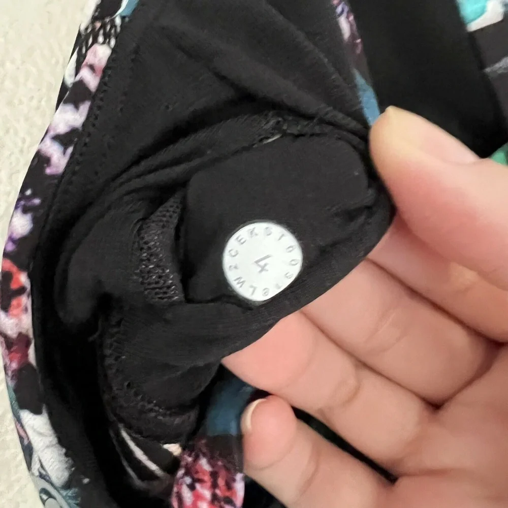 LULULEMON Energy Strappy Sports Bra in Color Crush Multi